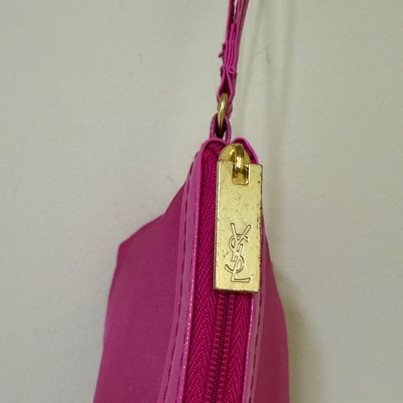 GWP Item | Yves Saint Laurent Nylon Fuchsia Wristlet Cosmetic Clutch Makeup bag - Picture 6 of 10